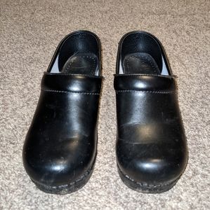 Dansko Professional Size 36